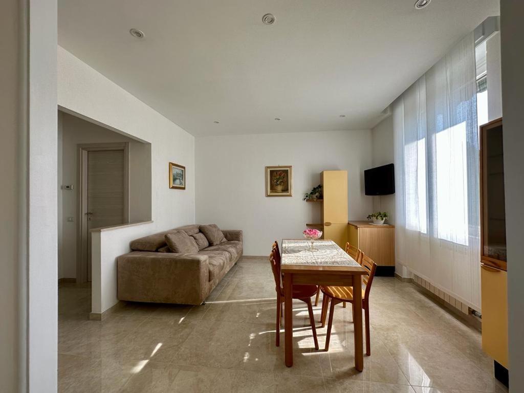 Il Blu Di Laveno Apartment Exterior photo
